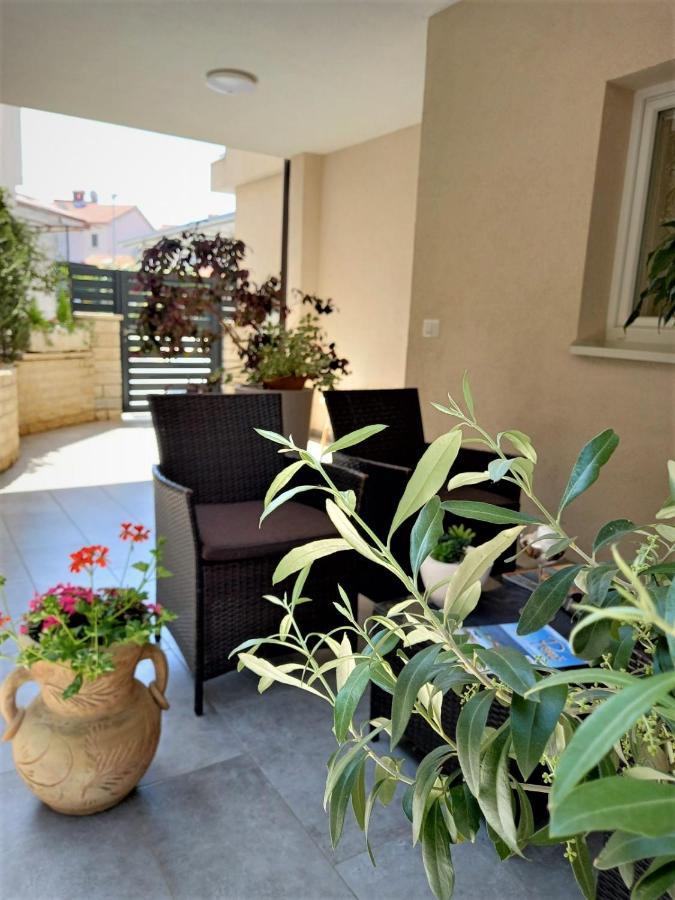 Melody Apartment Poreč Buitenkant foto